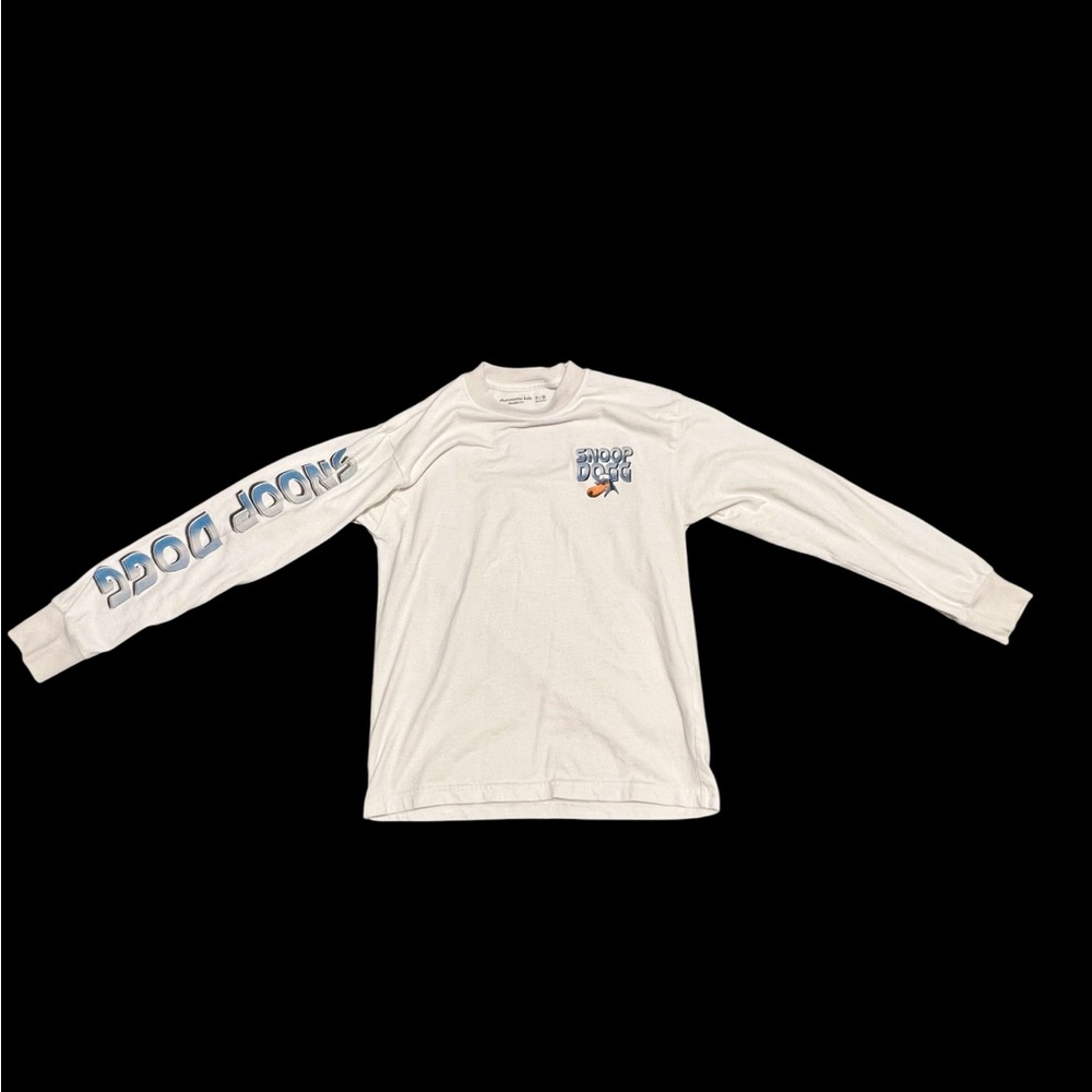 Abercrombie & Fitch White Long Sleeve Kids Tee with Blue Graphics